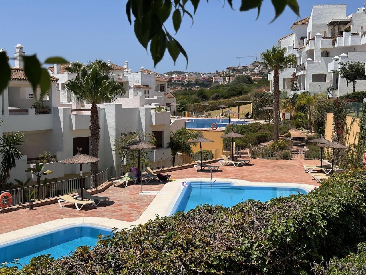 Quiet Family Apartment, 4 Pools, Close To The Beach And Golf, La Marina Alcaidesa 9 02 Exterior photo