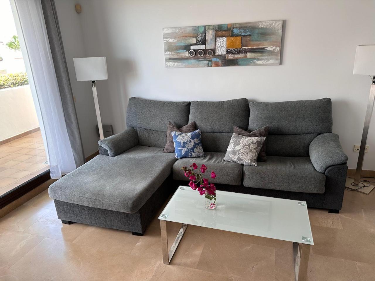 Quiet Family Apartment, 4 Pools, Close To The Beach And Golf, La Marina Alcaidesa 9 02 Exterior photo